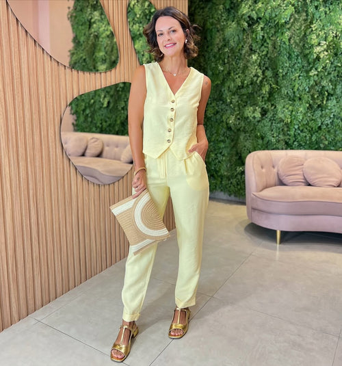 Conjunto em Marrante Com Colete + Calça